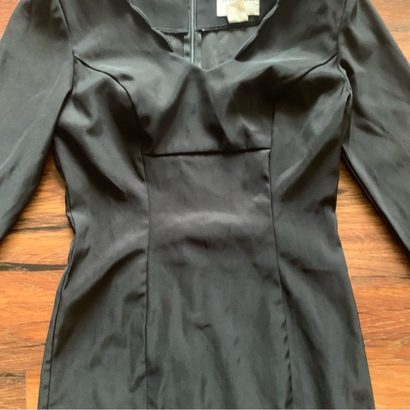 Hugo Buscari women’s size 8 long sleeve black dress - Picture 4 of 6